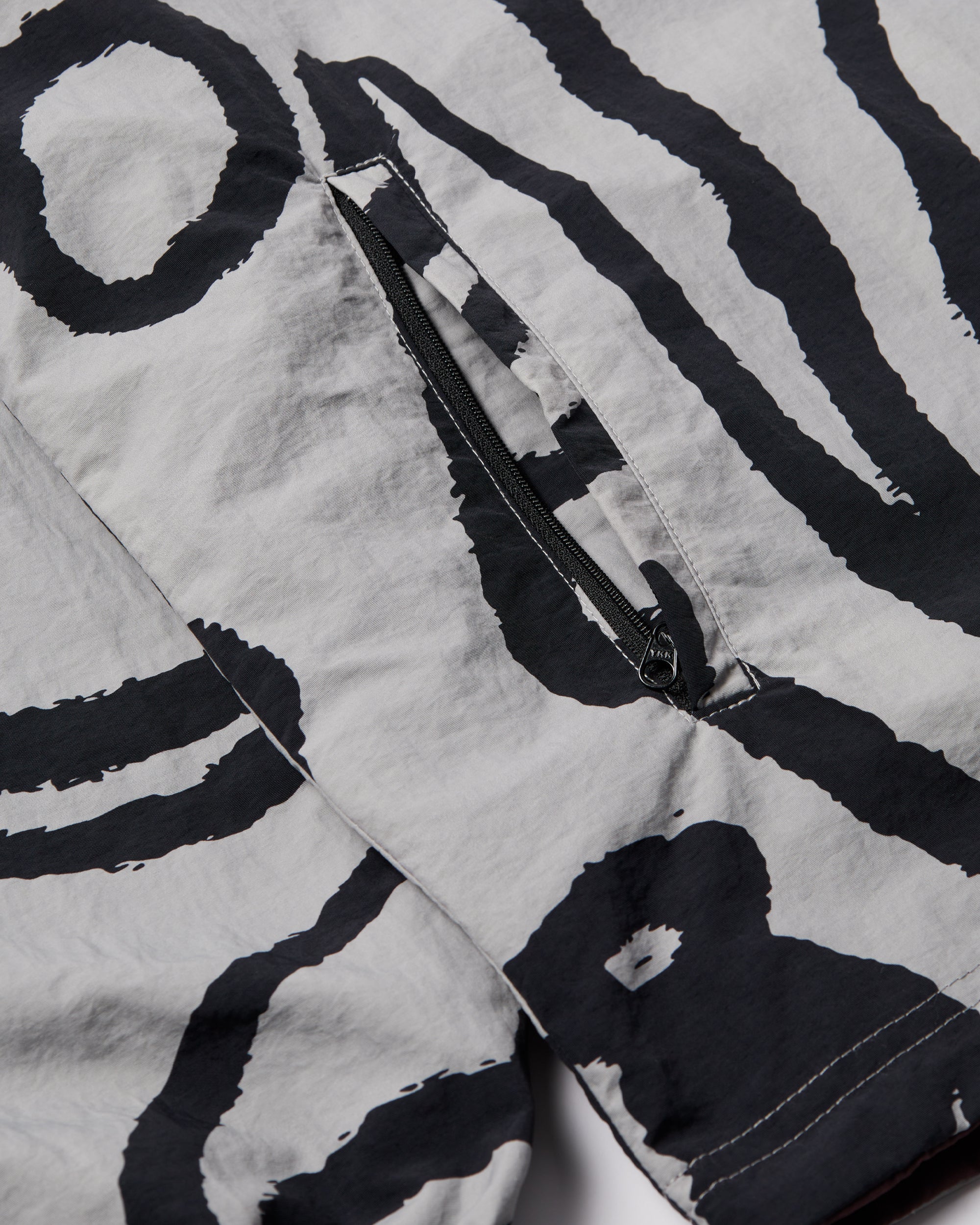 Freak scene reversible track top - Image 10