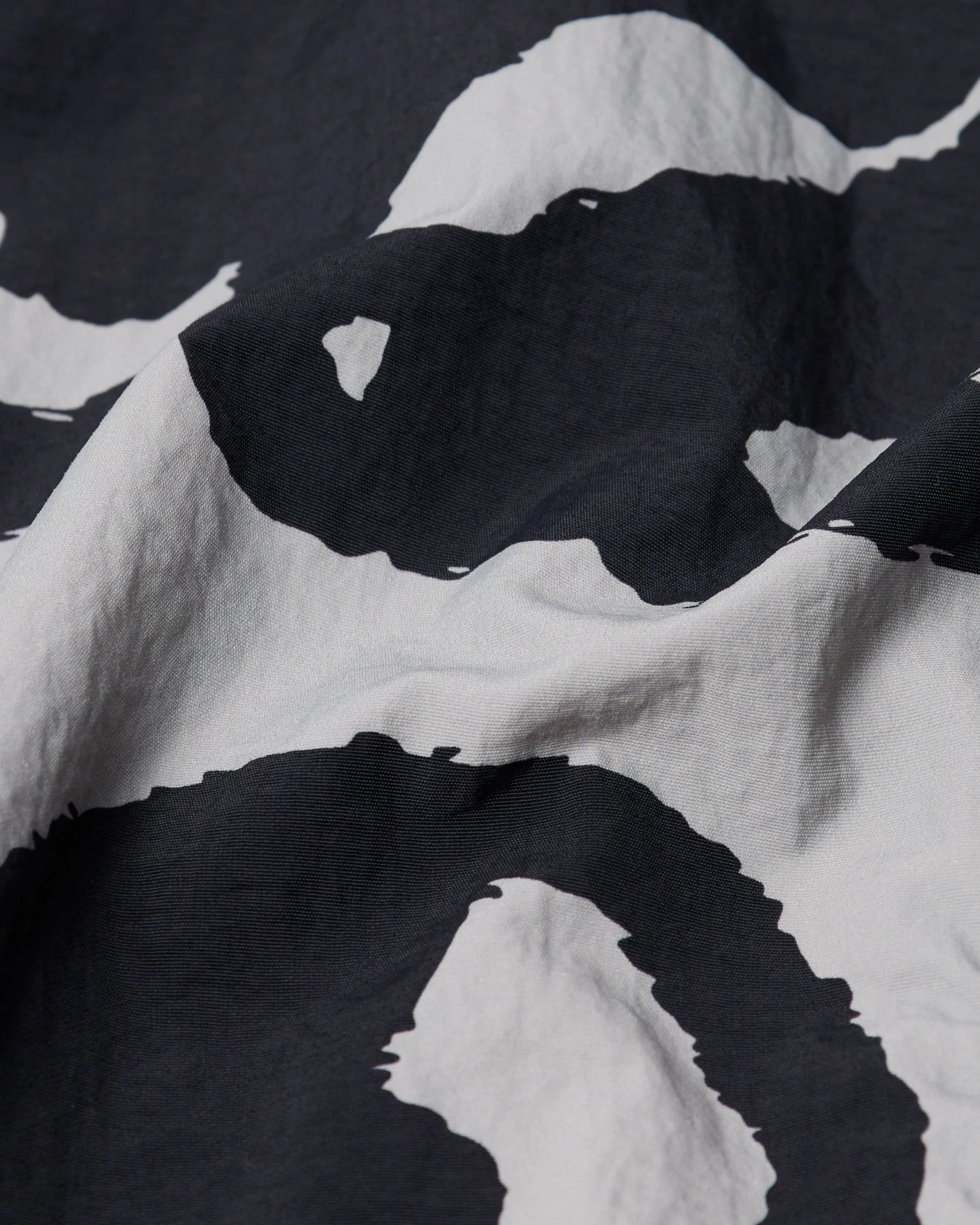 Freak scene reversible track top - Image 11