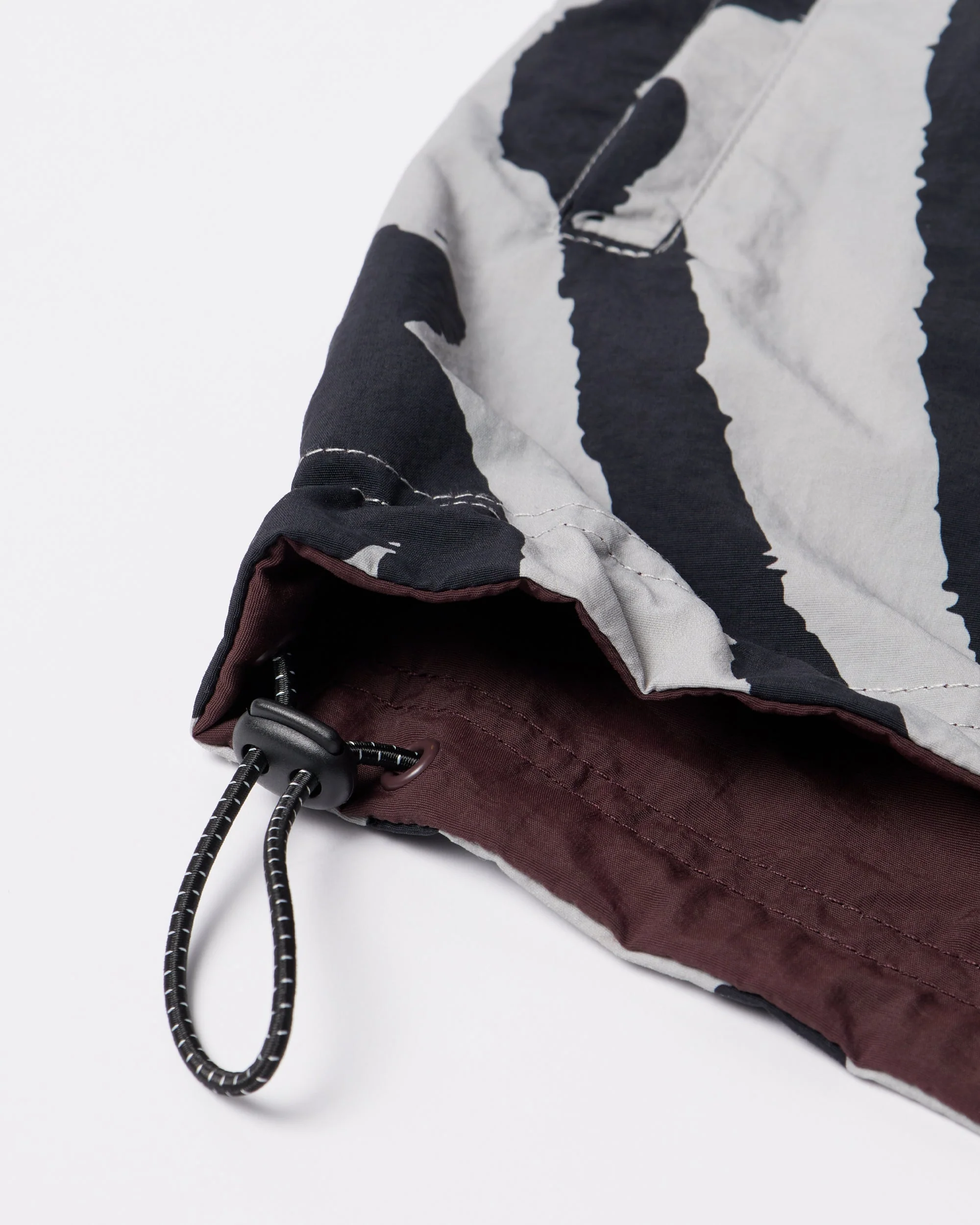 Freak scene reversible track top - Image 12